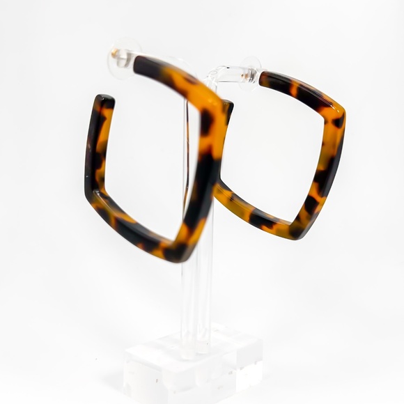 JCREW Jewelry - Dark Tortoise Pattern, Acetate Hoop Earrings- Lightly Worn - Picture 3 of 4
